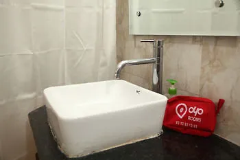 Oyo 338 New Paradise Gurgaon
